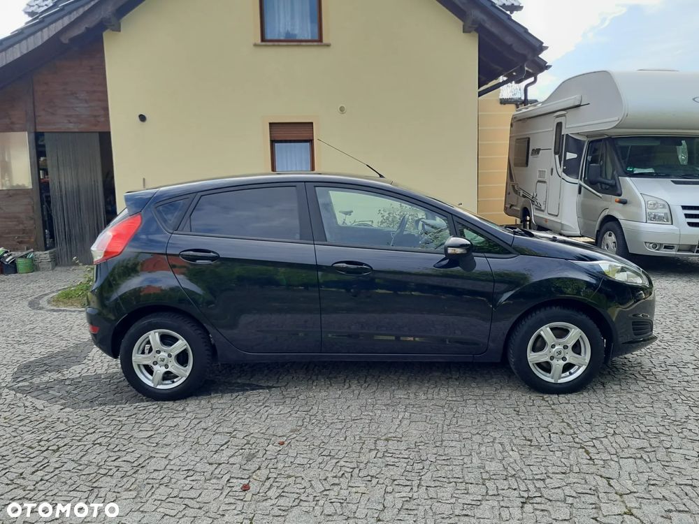 Ford Fiesta 1.25 Celebration - 5