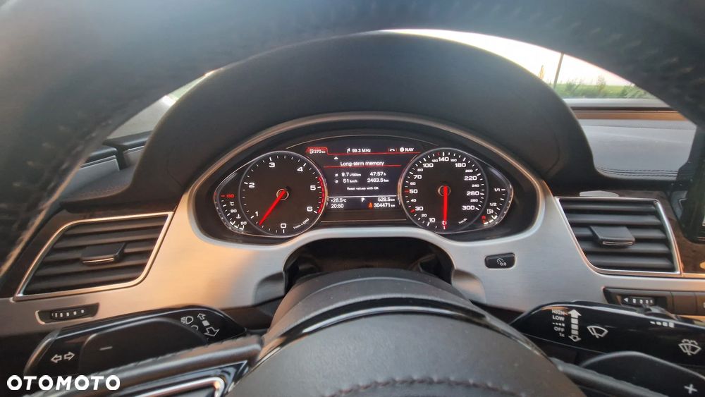 Audi A8 4.2 TDI Quattro - 12