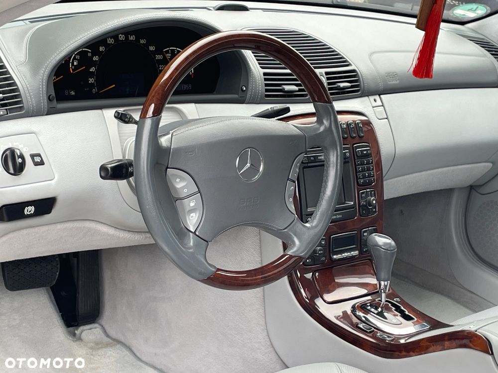 Mercedes-Benz CL - 37