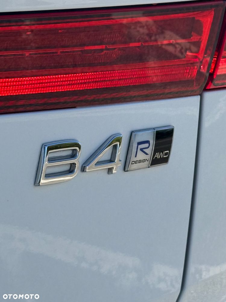 Volvo XC 60 D4 AWD R-Design - 12