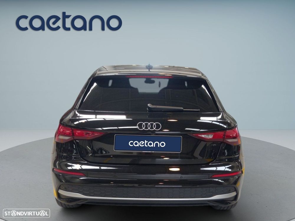 Audi A3 Sportback 30 TFSI Advanced S tronic - 4
