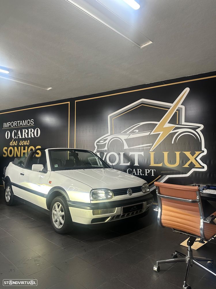 VW Golf Cabriolet 2.0 Avantgard - 1