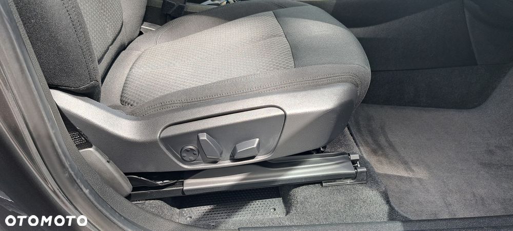 BMW Seria 2 - 18