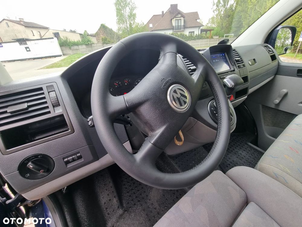 Volkswagen Transporter T5 - 6