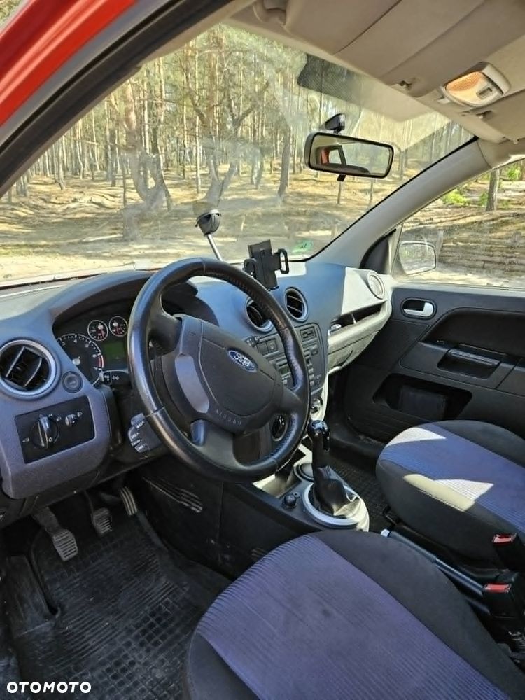 Ford Fusion 1.4 Trend - 9