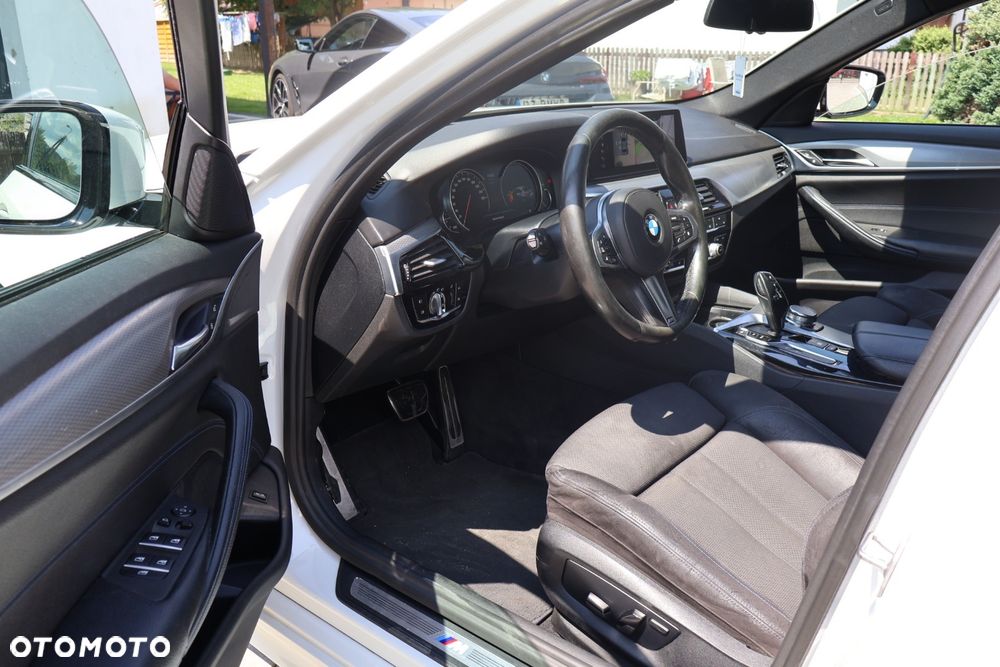 BMW Seria 5 520d Efficient Dynamics M Sport sport - 8