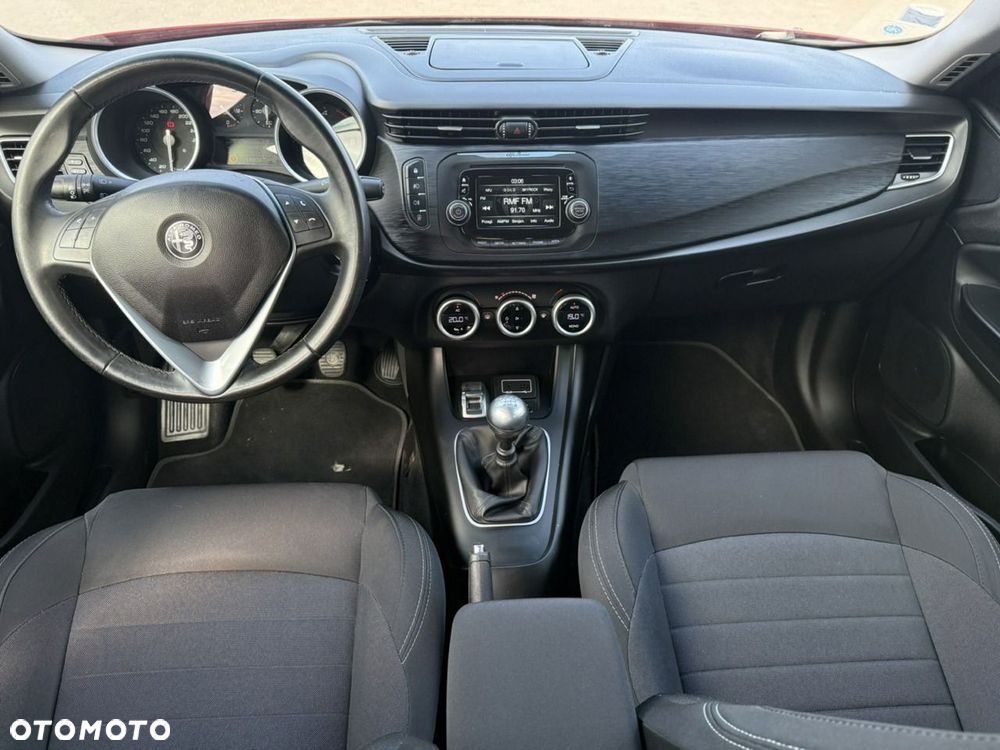Alfa Romeo Giulietta 2.0 JTDM - 15