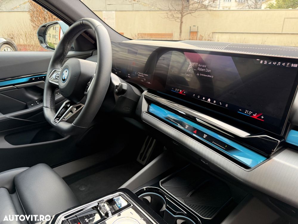 BMW i5 eDrive40 - 25