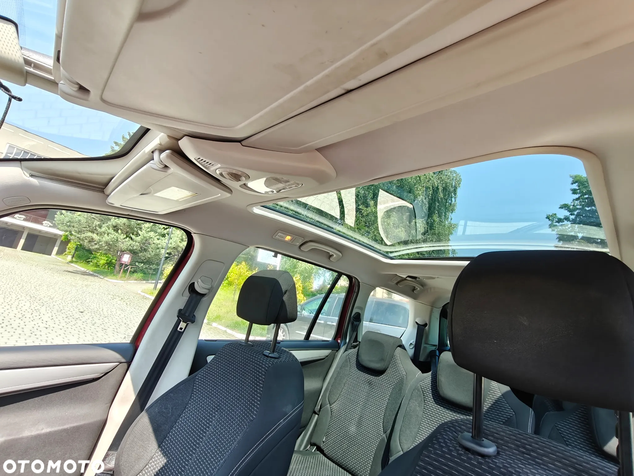 Citroën C4 Grand Picasso 1.6 HDi FAP Confort - 8