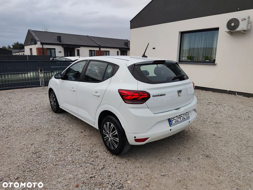 Dacia Sandero TCe 90 Essential - 10