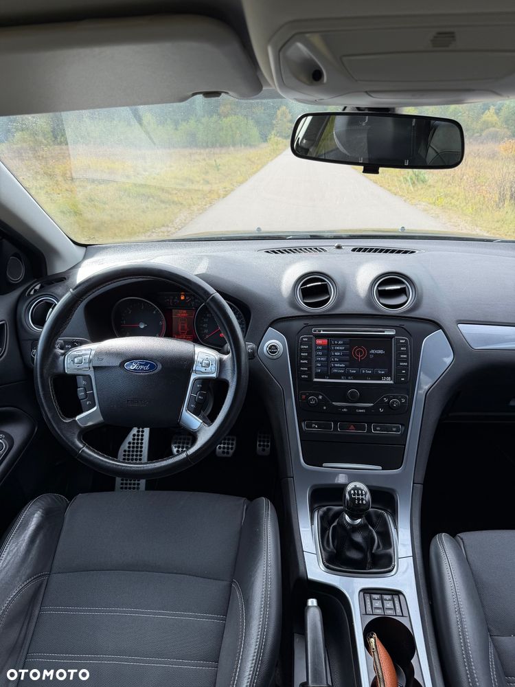 Ford Mondeo 2.0 TDCi Black Magic - 14