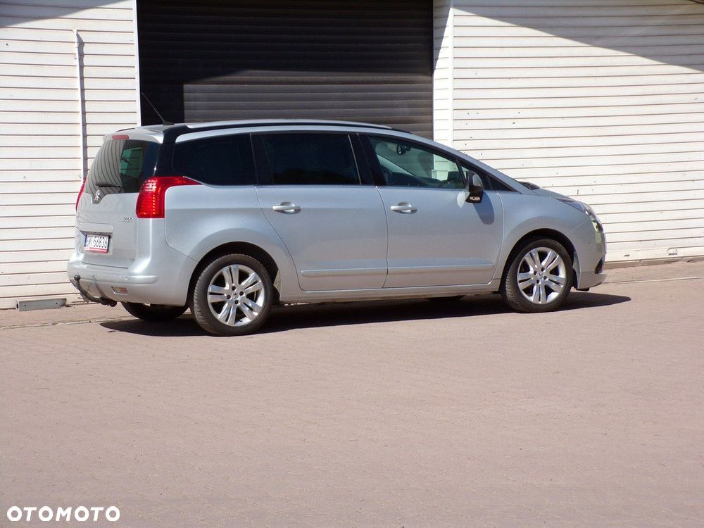 Peugeot 5008 - 3