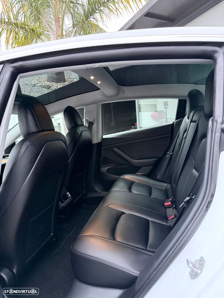 Tesla Model 3 Tração Traseira - 32