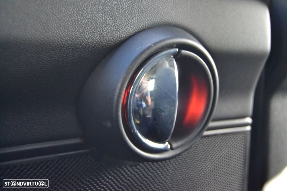 MINI Countryman Cooper D - 48