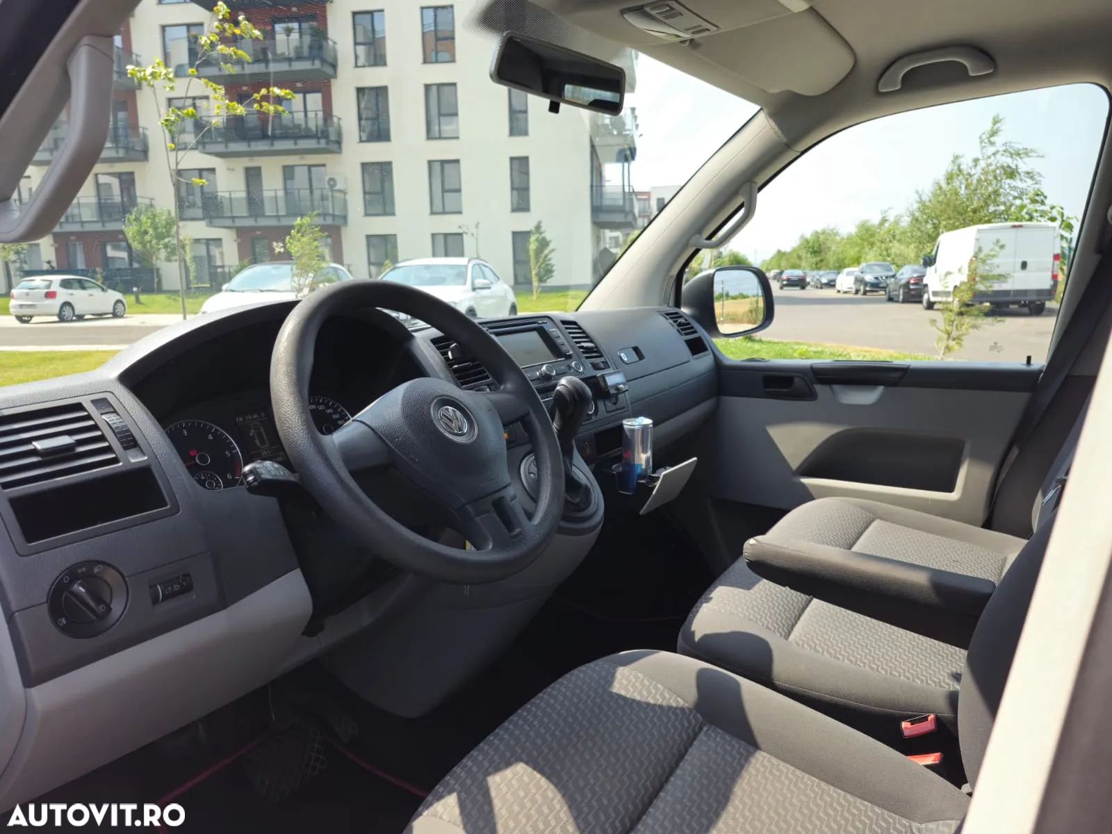 Volkswagen Transporter - 8