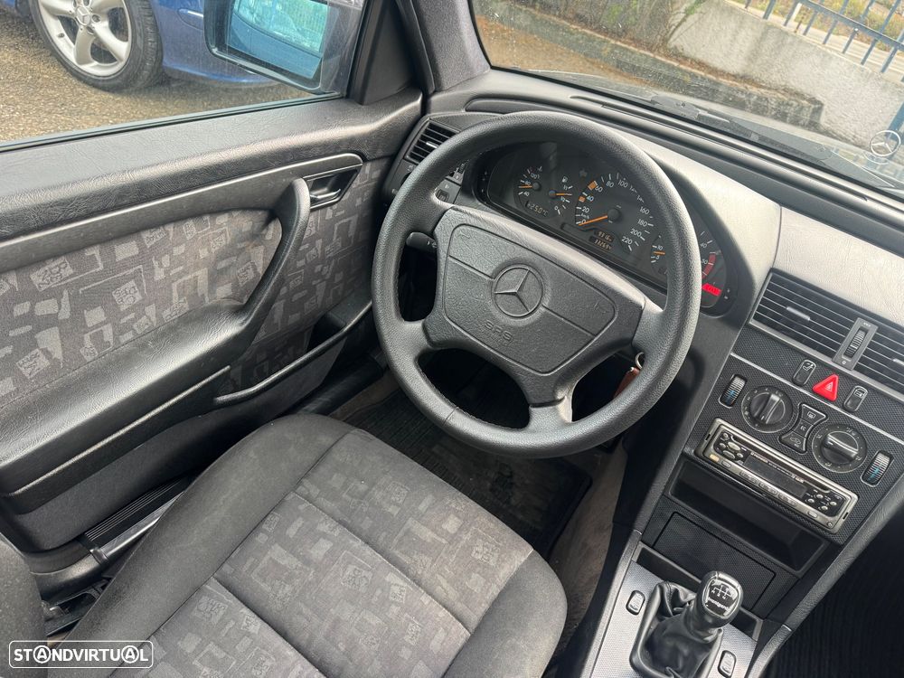 Mercedes-Benz C 220 D Classic - 11