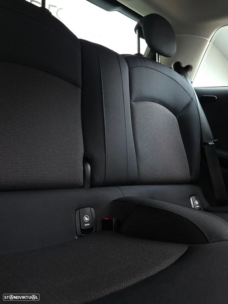 MINI 3 Portas Cooper D - 56