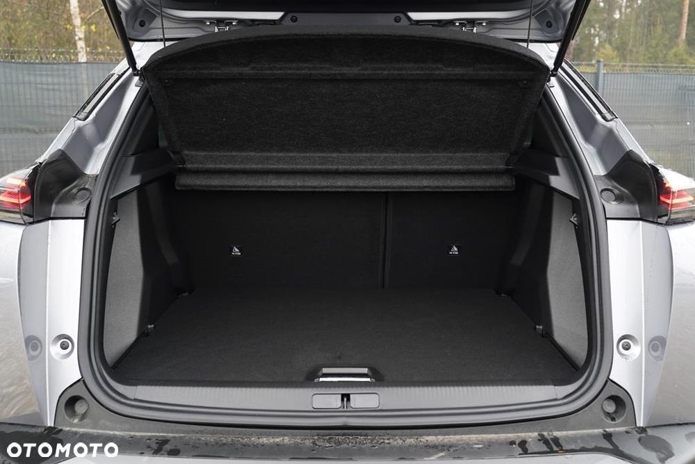 Peugeot 2008 PureTech mHEV Allure e-DCS6 - 7