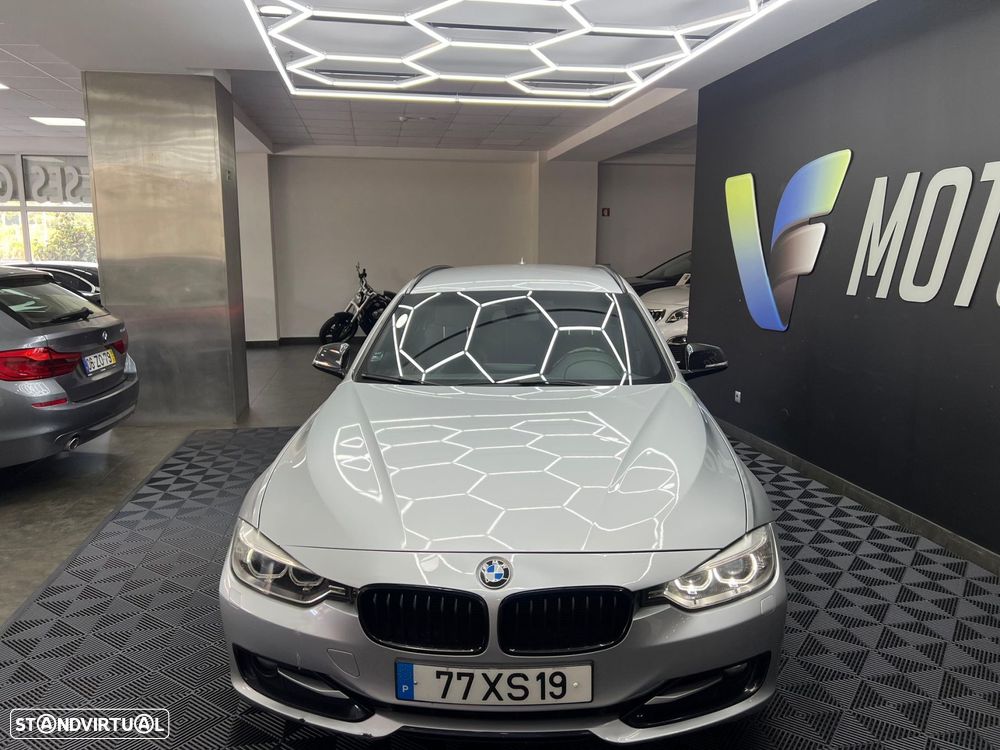 BMW 320 d Touring Pack M - 4