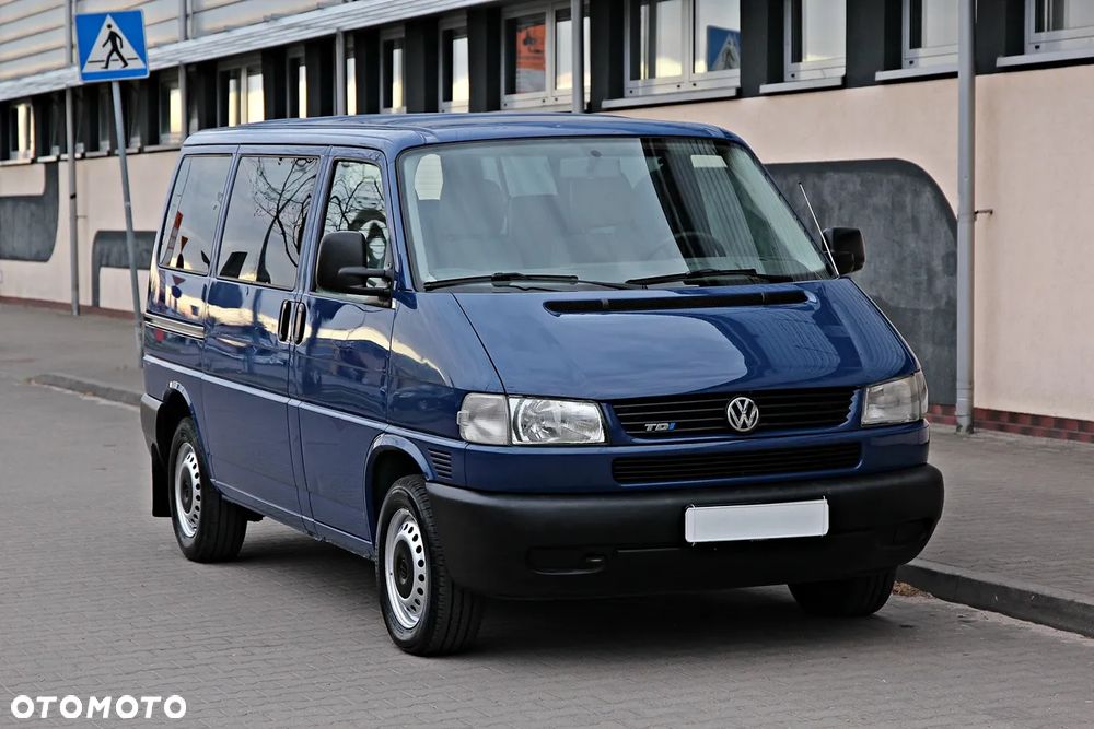 Volkswagen Transporter - 2