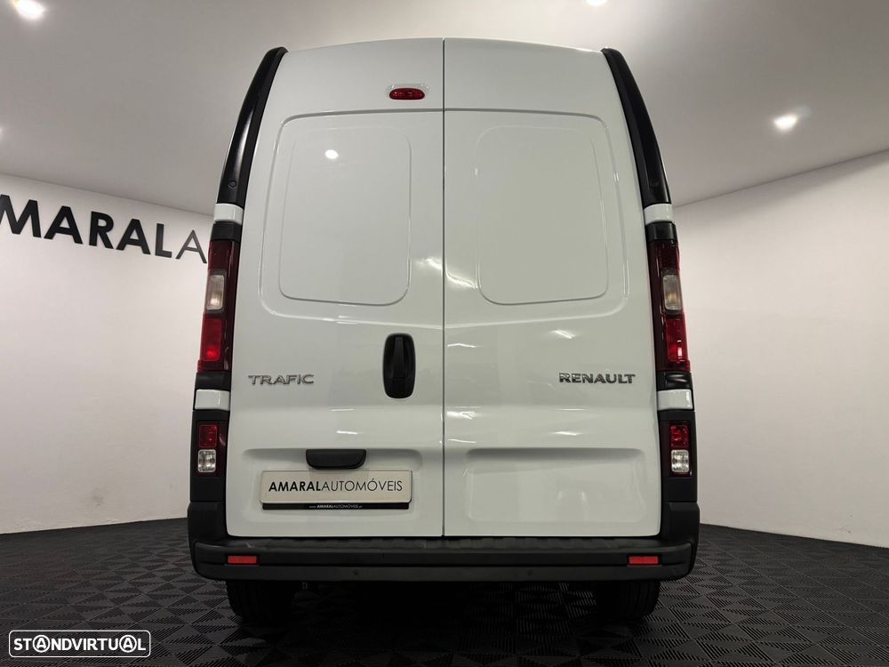 Renault Trafic 2.0 dCi L2H2 1.2T - 5