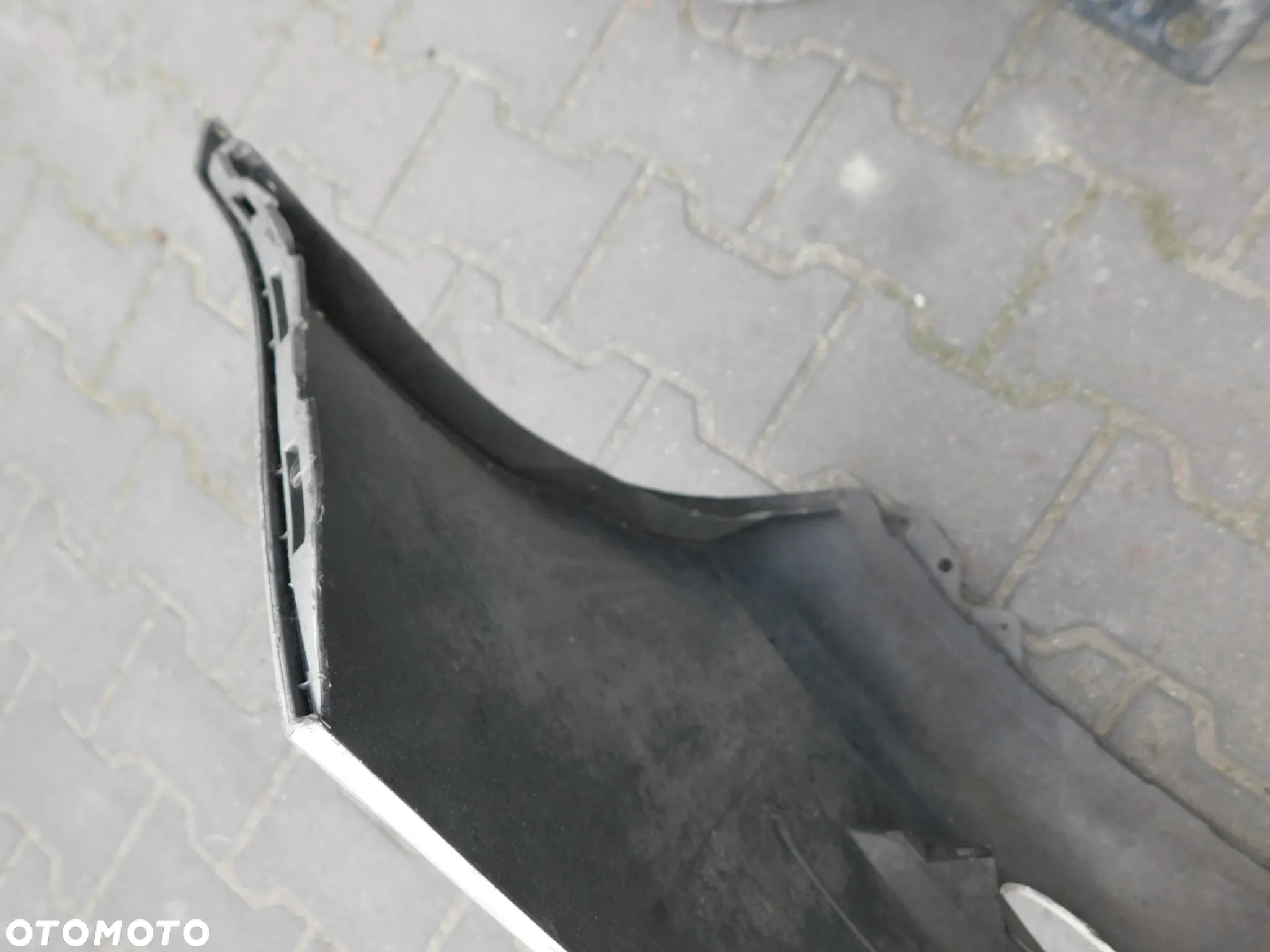zderzak przód przedni OPEL CORSA D - 11