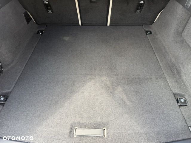 Land Rover Range Rover Velar - 12