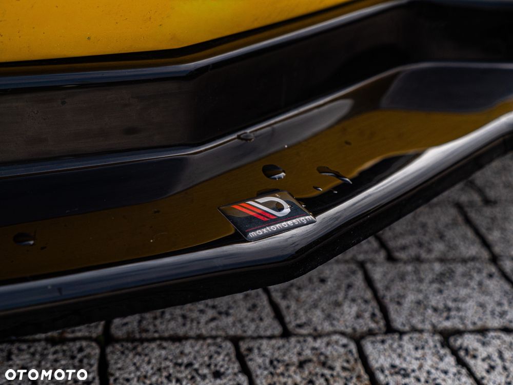 Chevrolet Corvette - 19