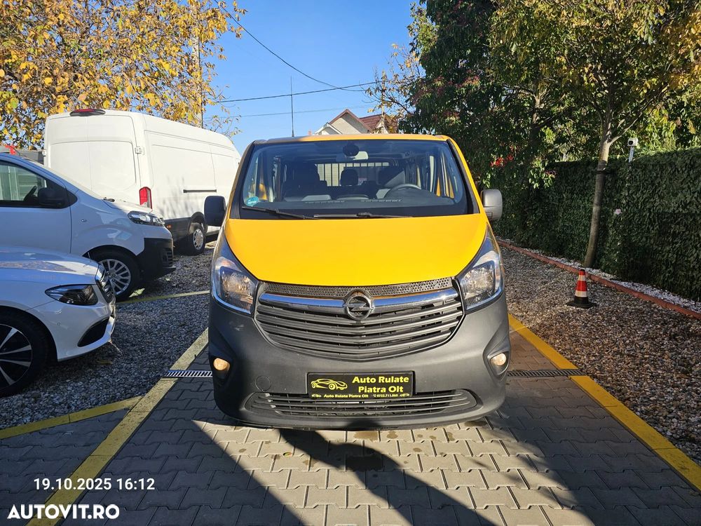Opel Vivaro - 10