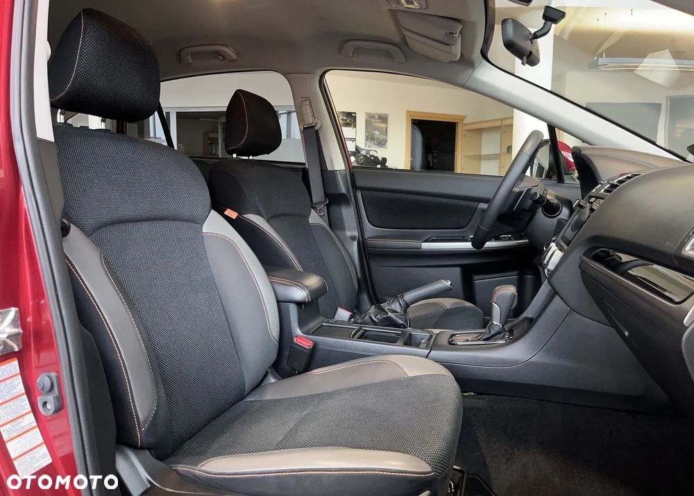 Subaru XV 2.0i Lineartronic Exclusive - 25