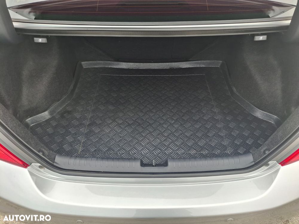 Honda Civic 1.8 i-VTEC MT Lifestyle - 19
