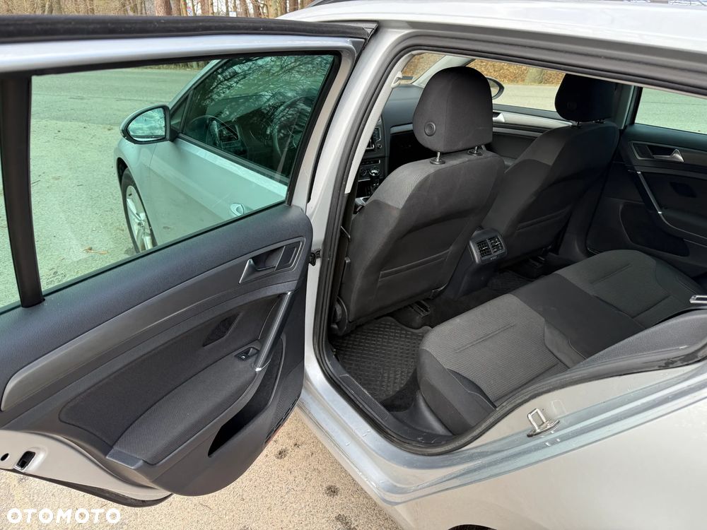 Volkswagen Golf 2.0 TDI (BlueMotion Technology) Comfortline - 11