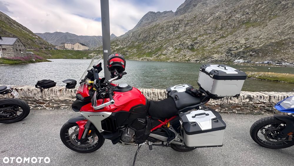 Ducati Multistrada - 10