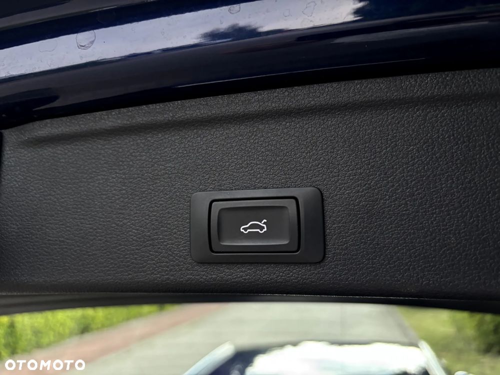 Audi A4 Avant 30 TDI S tronic advanced - 29