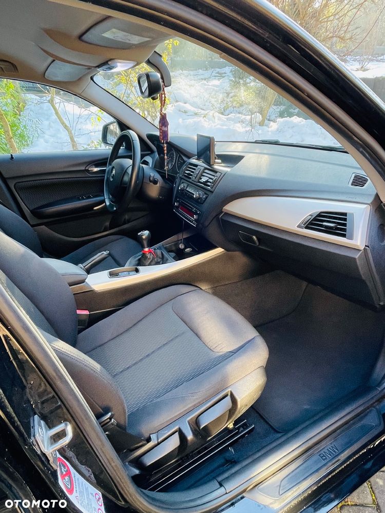 BMW Seria 1 118i - 6