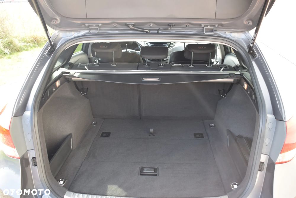 Hyundai i40 1.7 CRDi BlueDrive Premium - 12