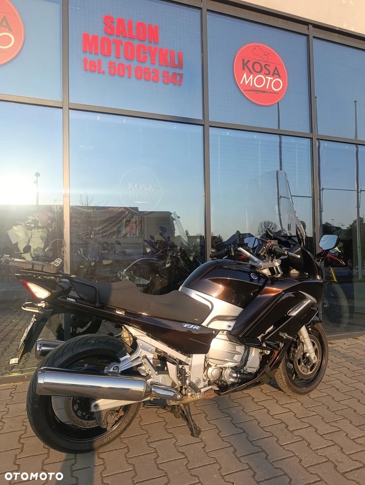 Yamaha FJR - 9