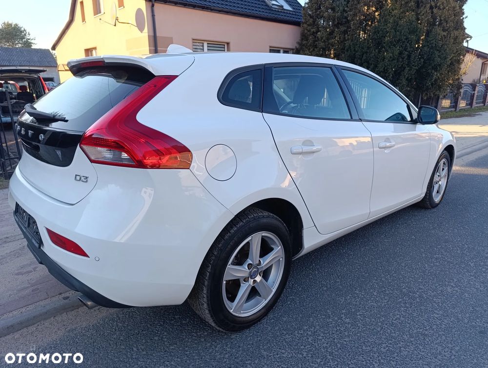 Volvo V40 D3 You - 6