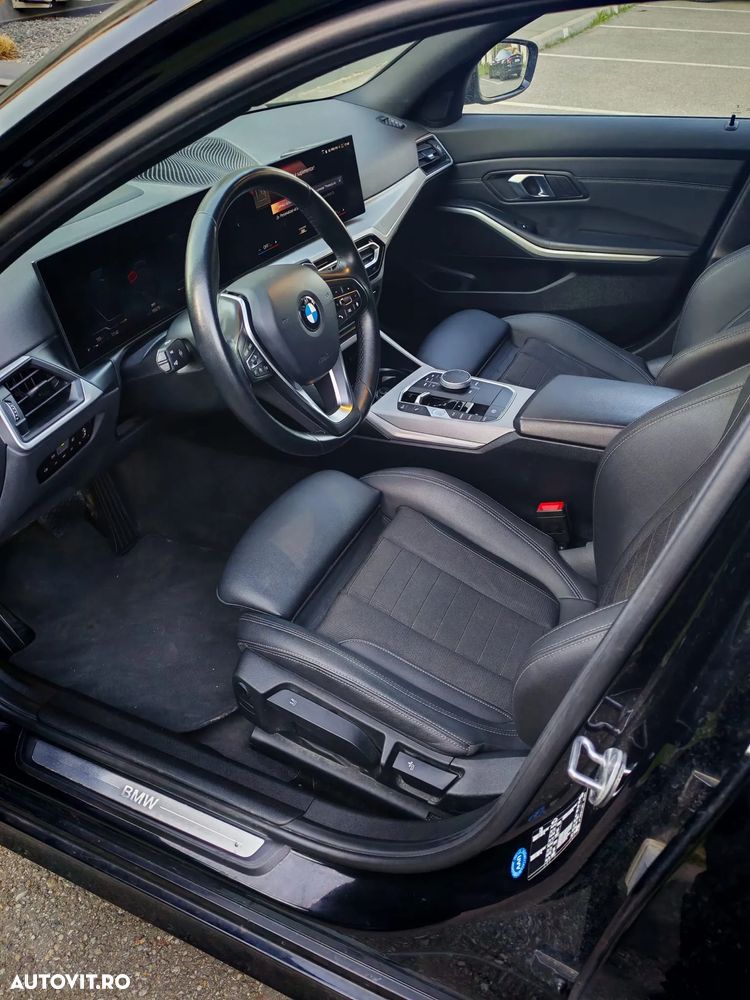 BMW Seria 3 318d Aut. - 32