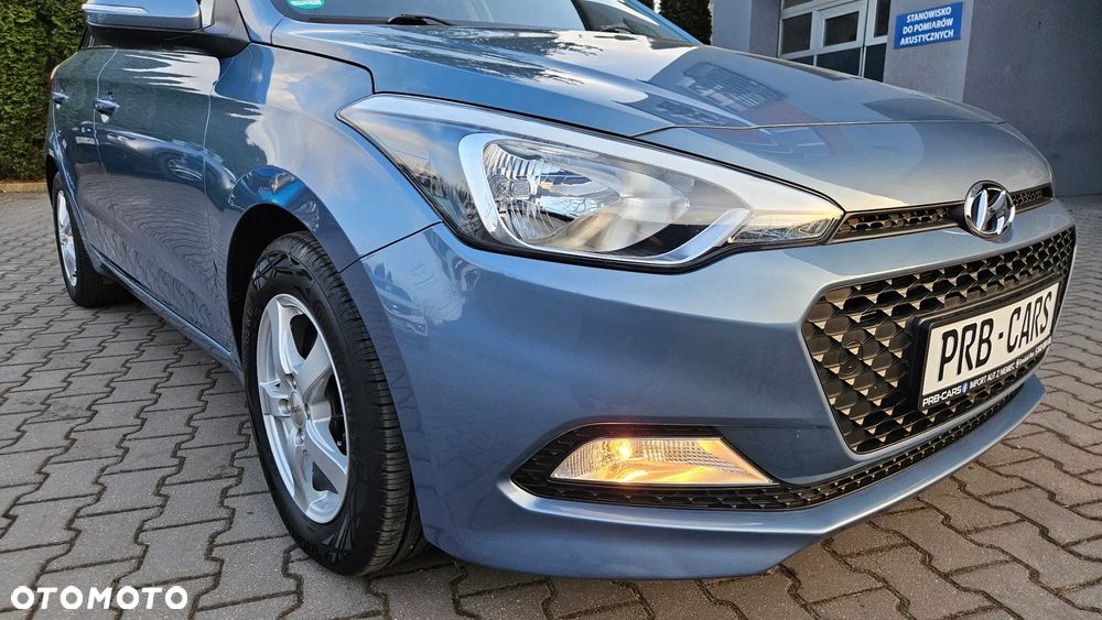 Hyundai i20 1.2 Elegant - 10