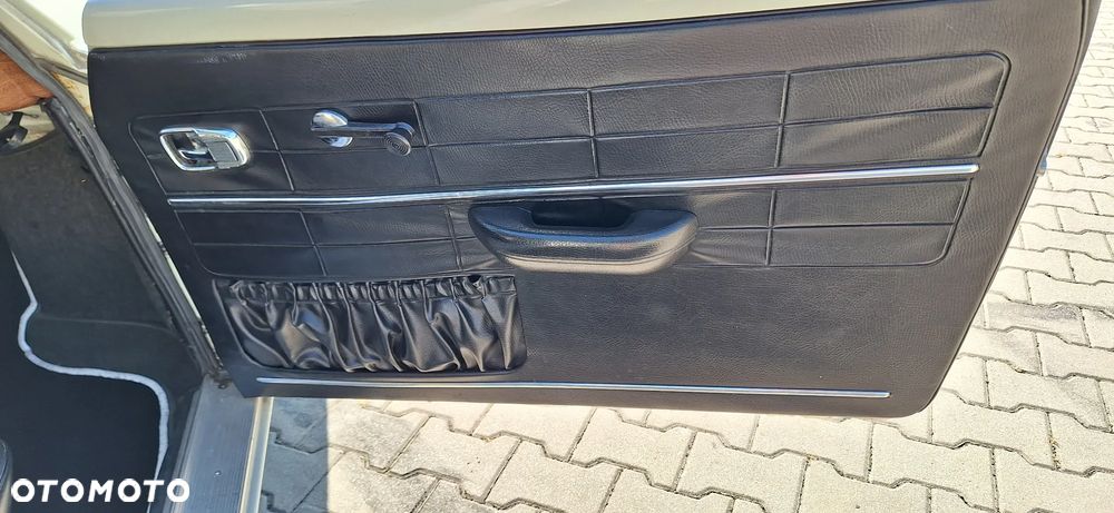 Volkswagen Karmann Ghia - 25