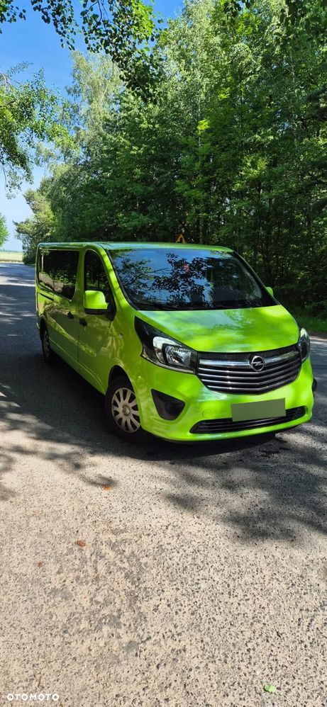 Opel Vivaro - 1