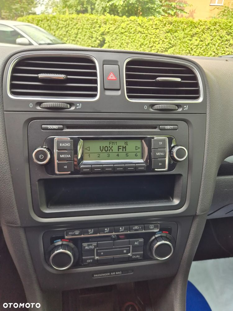 Volkswagen Golf 2.0 TDI DPF Comfortline - 8