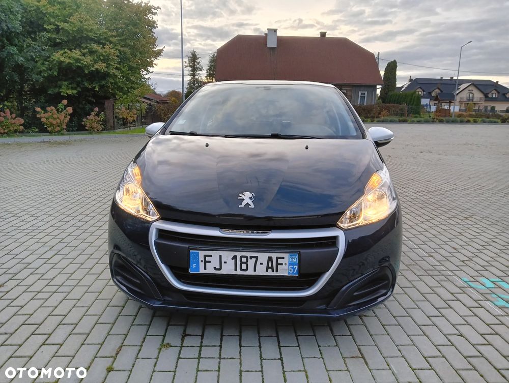 Peugeot 208 - 3