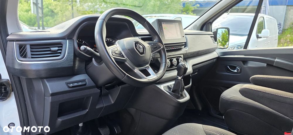 Renault Trafic - 14
