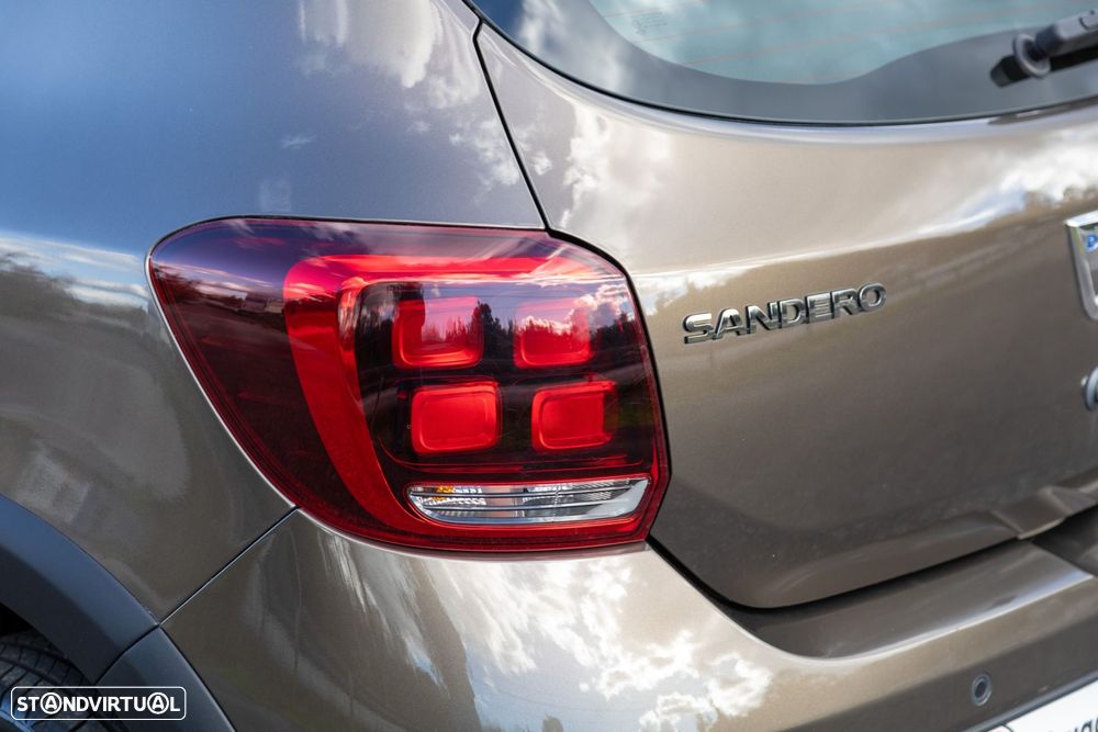 Dacia Sandero 0.9 TCe Stepway - 10