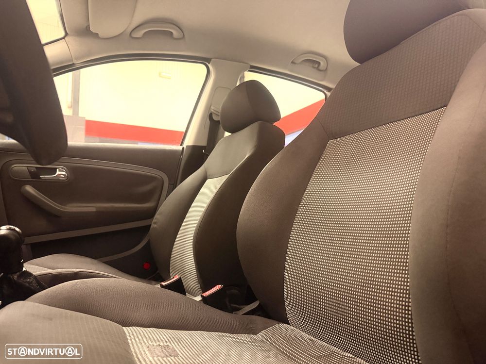 SEAT Ibiza 1.2 12V Reference - 6