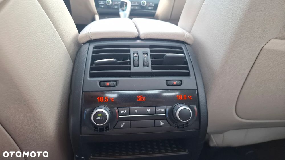 BMW Seria 5 535i xDrive - 20
