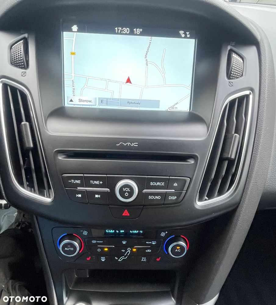 Ford Tourneo Connect - 10