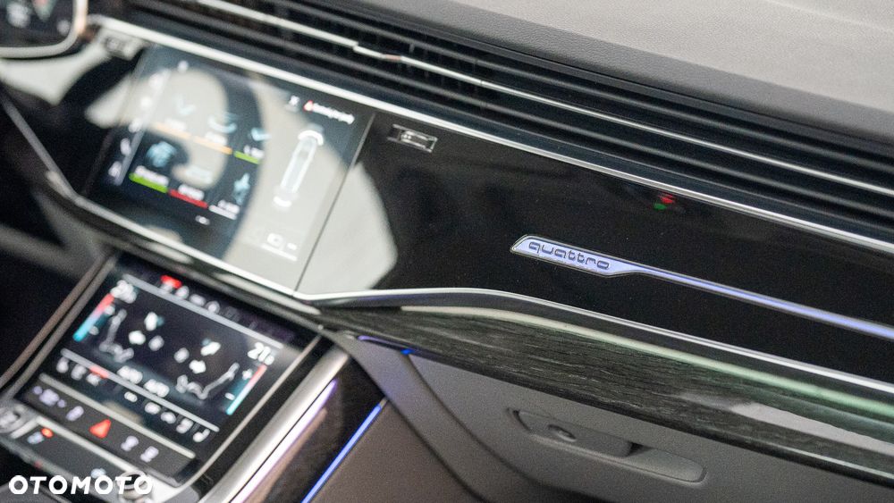 Audi Q7 - 8